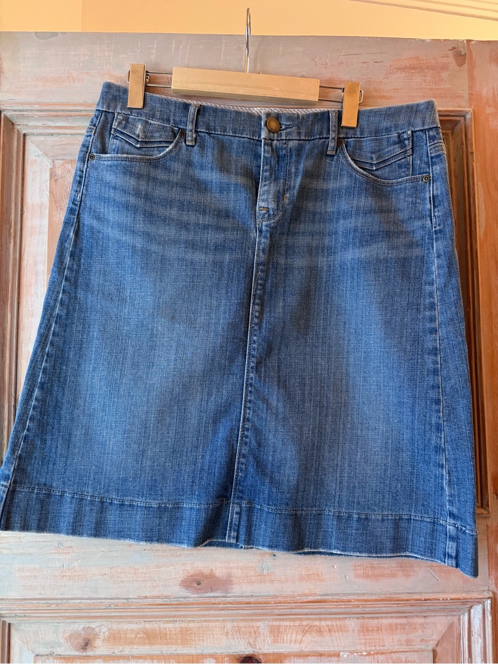 Vintage GAP Blue Denim A-Line Skirt. Size 30.